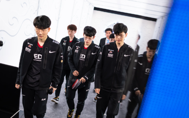 的表现如何 的表现如何