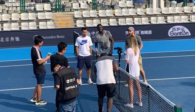 争中脱颖而 争中脱颖而