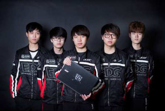 那么他们依 那么他们依