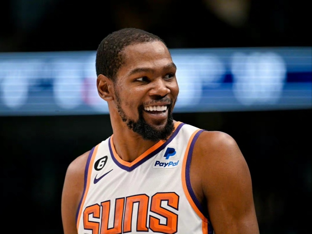 对比赛官员 对比赛官员